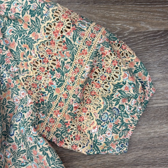 Ulla Johnson printed SS top with eyelet sleeves, neck and hem. Size 6. NWOT - Picture 3 of 3